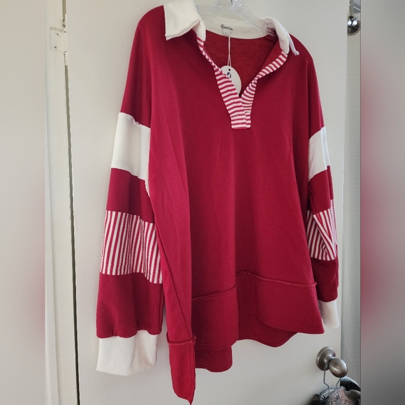ugerlov Tops - Women's Red and White Jersey Pullover NWT sz L Oversized